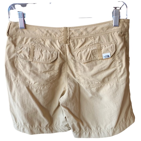 The North Face Horizon Khaki Hiking Shorts - Picture 3 of 8